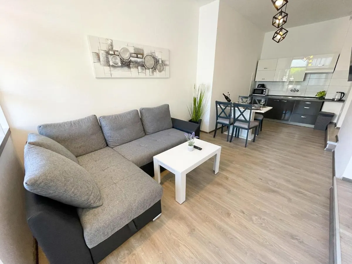 Apartments In Jadranovo 42640