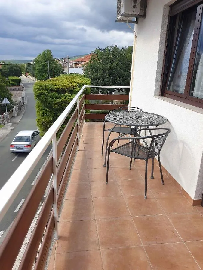 Apartments In Jadranovo 42640