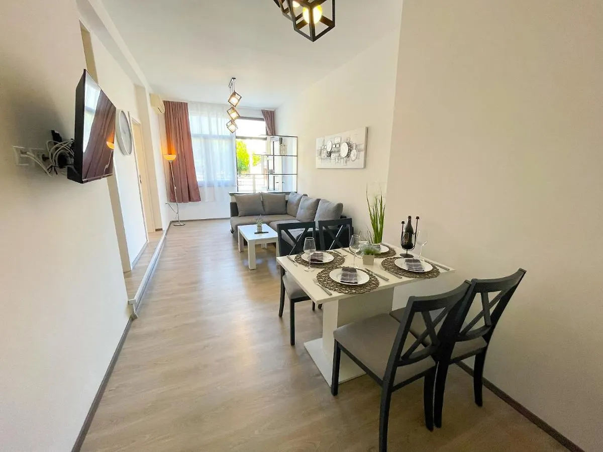 Apartments In Jadranovo 42640